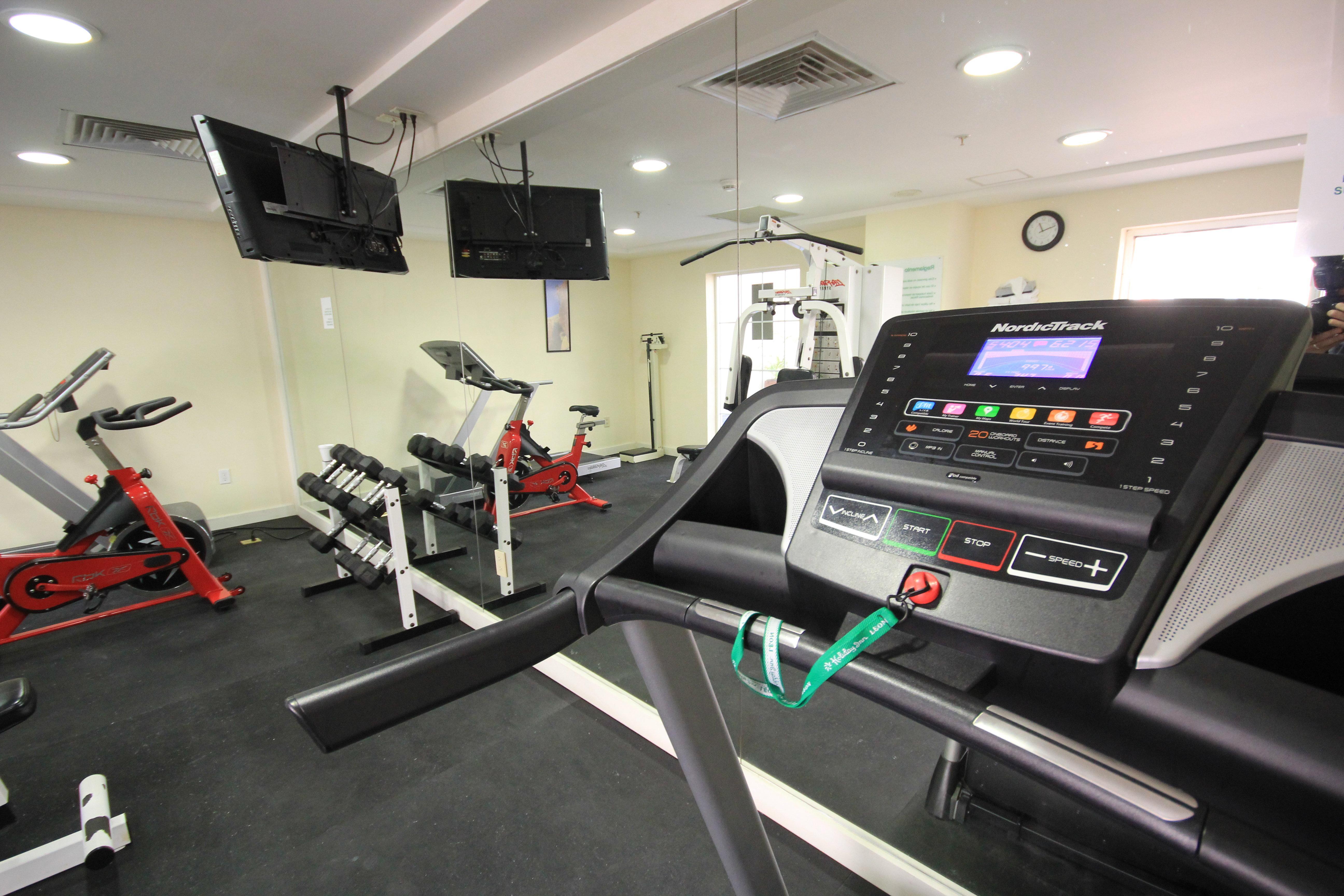 Holiday Inn Leon-Convention Center By Ihg Bagian luar foto