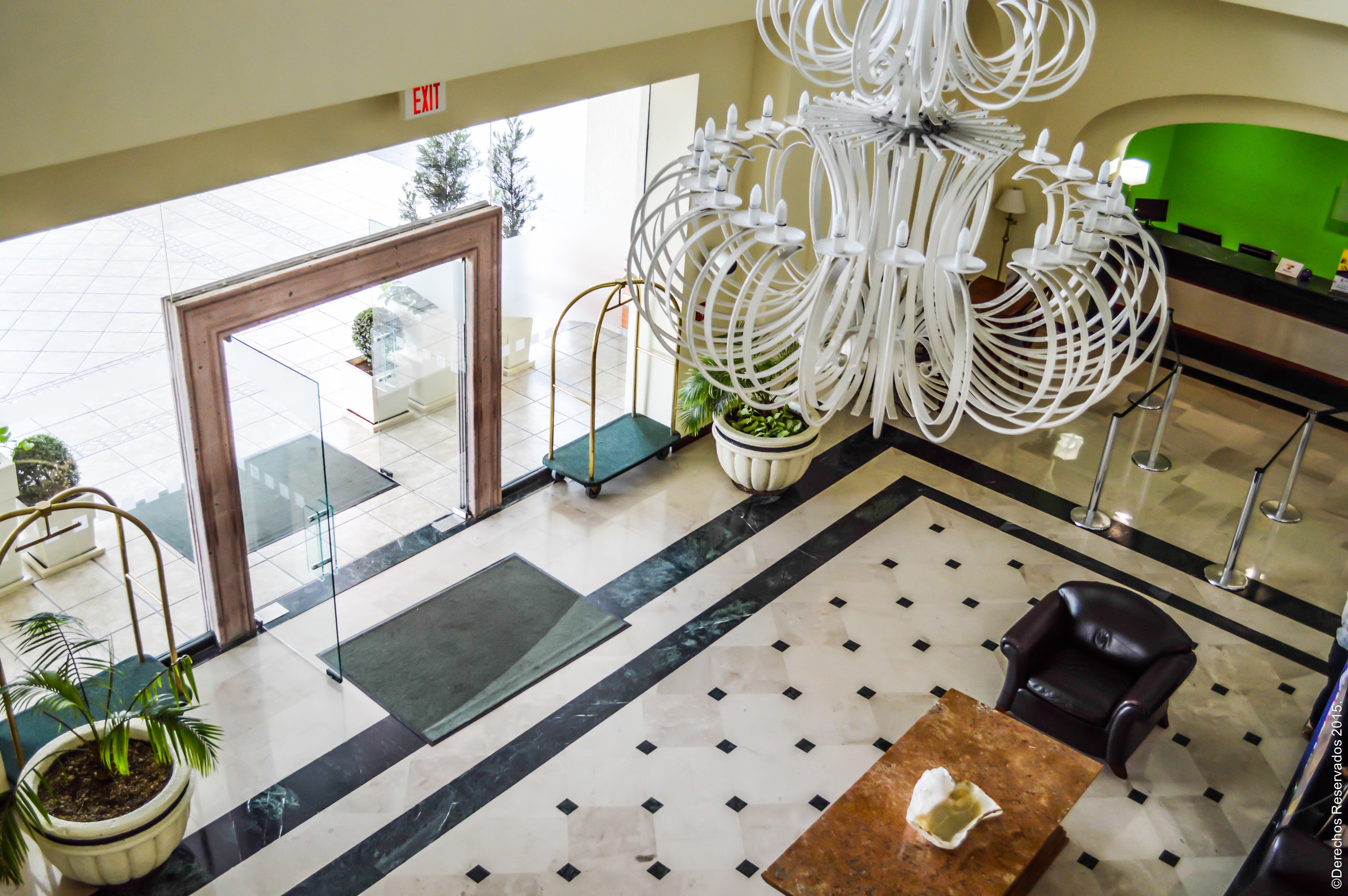 Holiday Inn Leon-Convention Center By Ihg Bagian luar foto