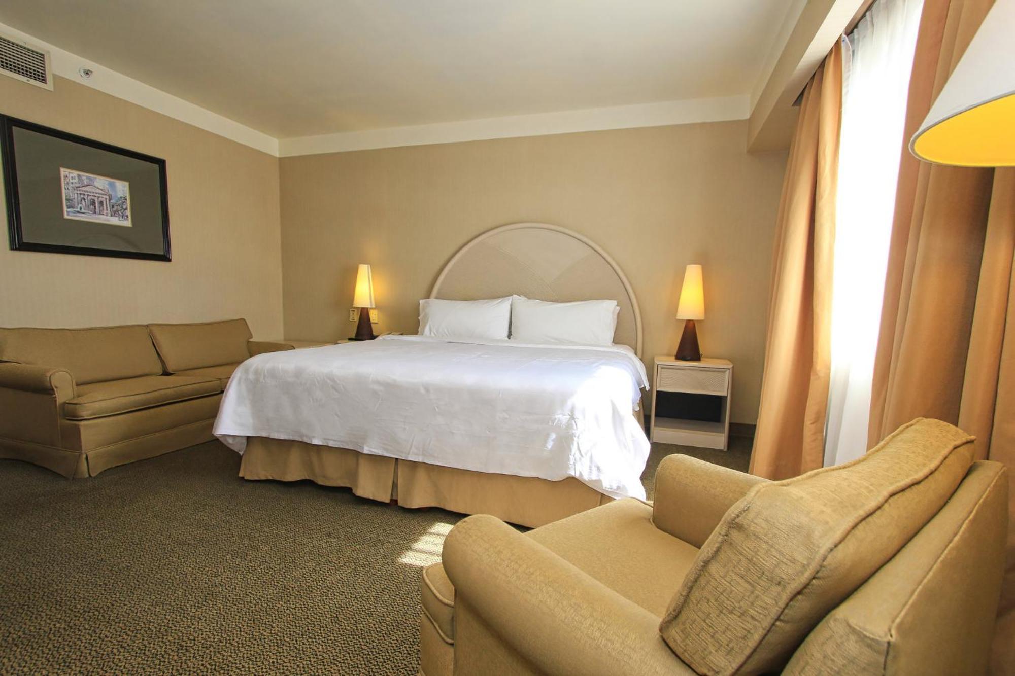 Holiday Inn Leon-Convention Center By Ihg Bagian luar foto