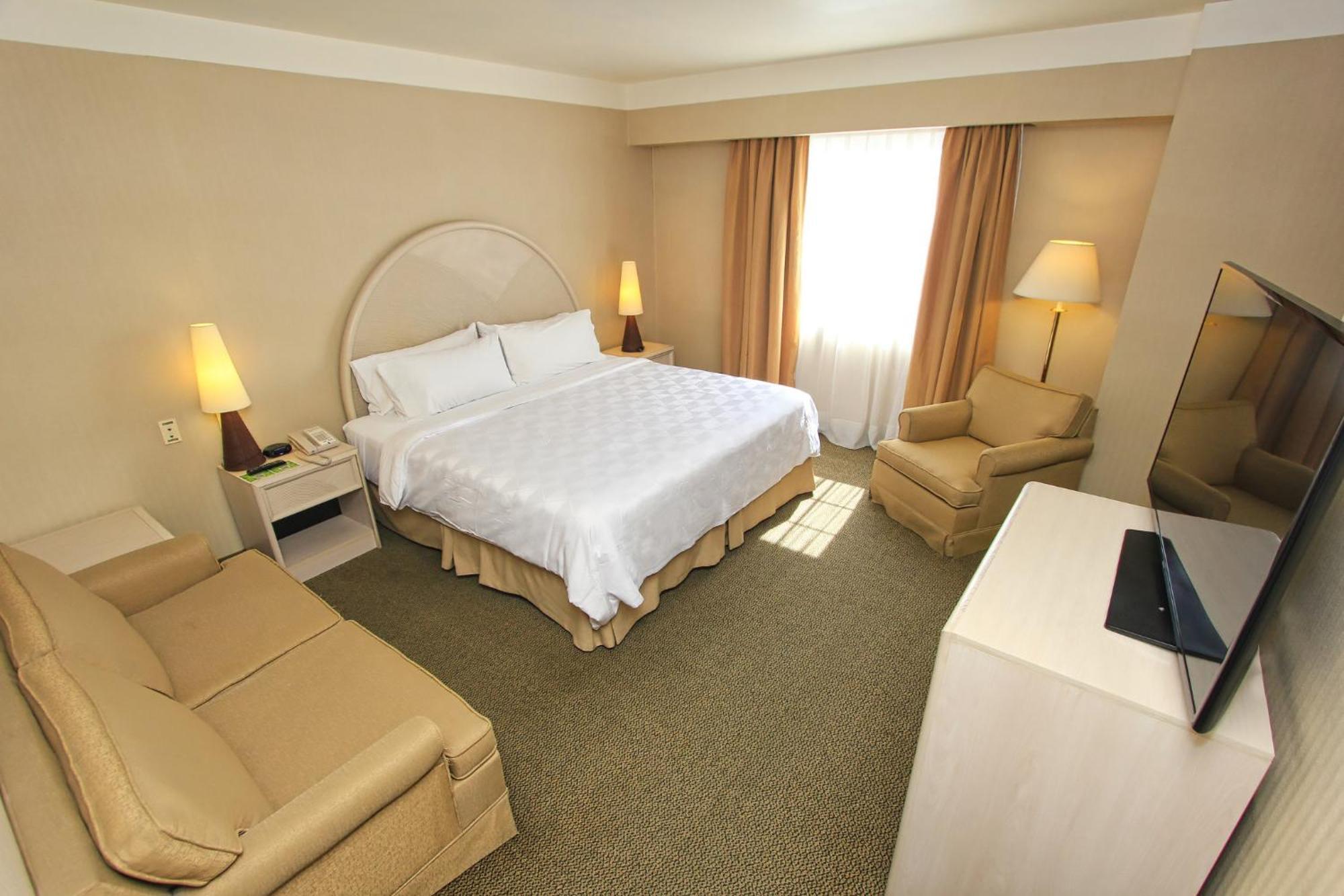 Holiday Inn Leon-Convention Center By Ihg Bagian luar foto