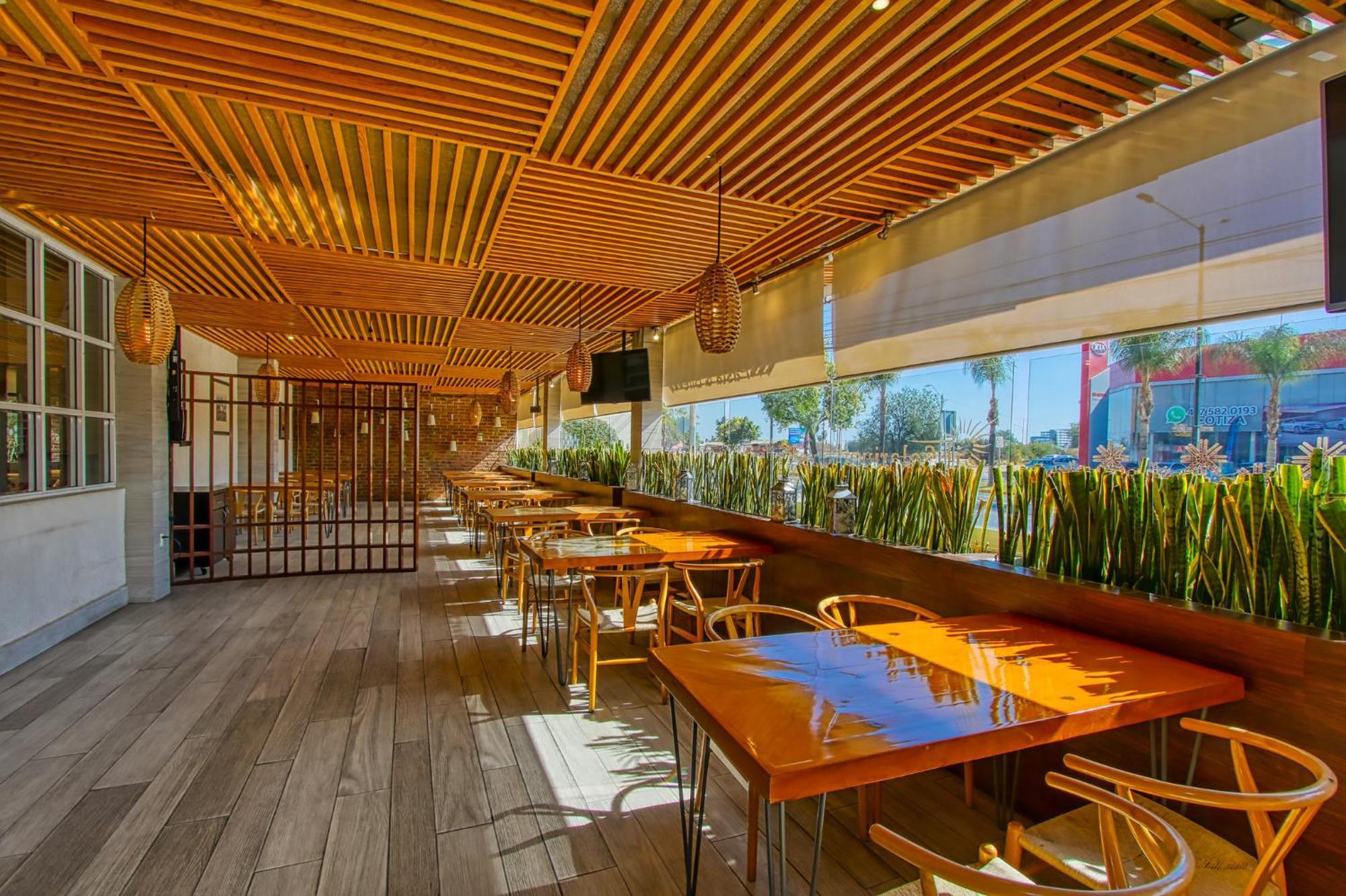 Holiday Inn Leon-Convention Center By Ihg Bagian luar foto