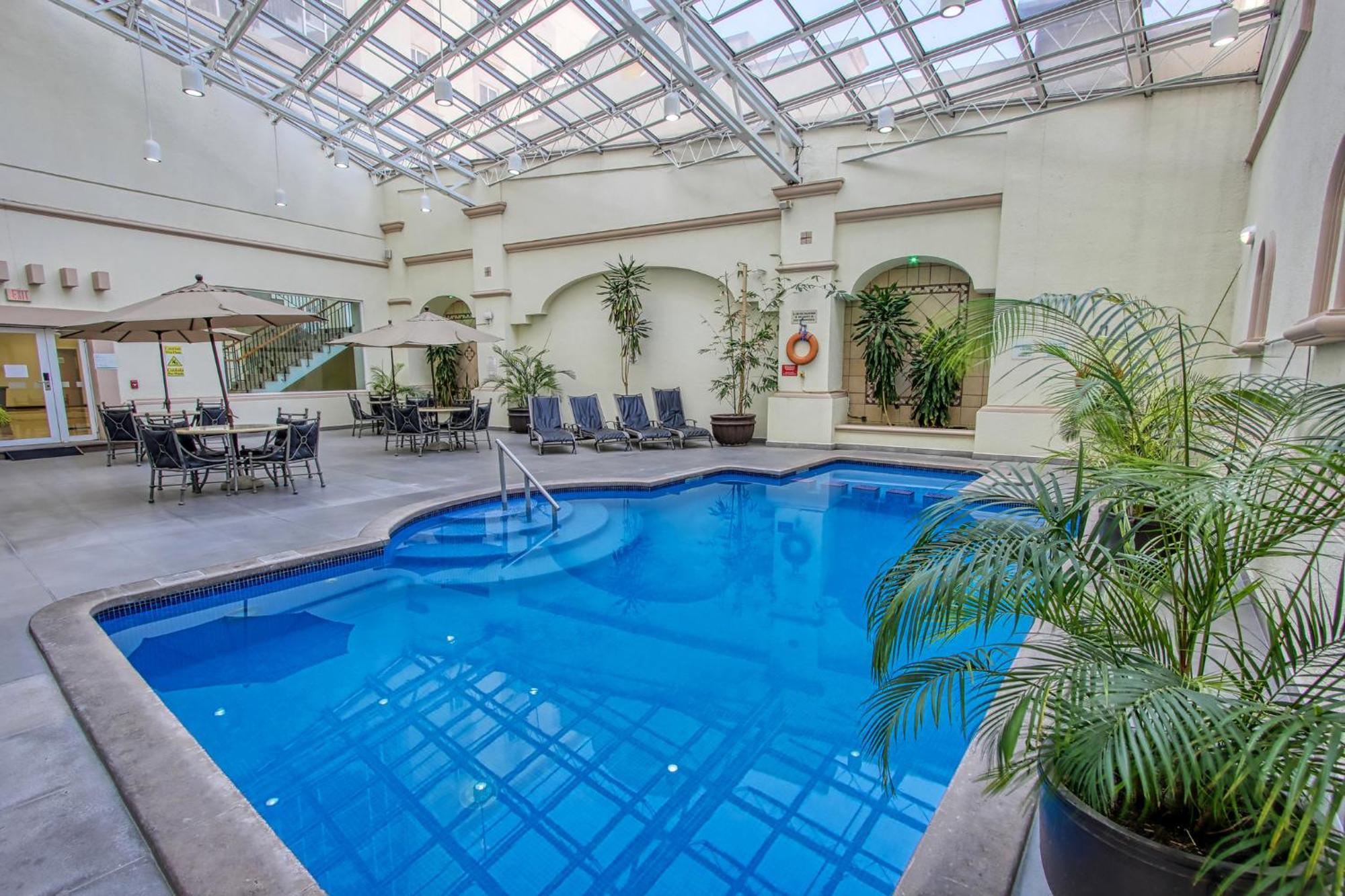 Holiday Inn Leon-Convention Center By Ihg Bagian luar foto